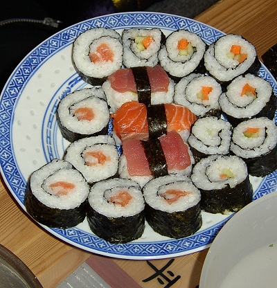 как жрать суши