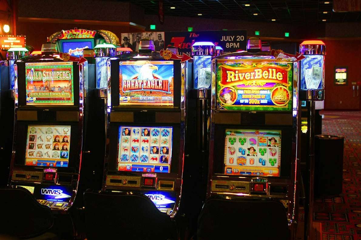 Вулкан казино в москве казино рулетка онлайн бесплатно без